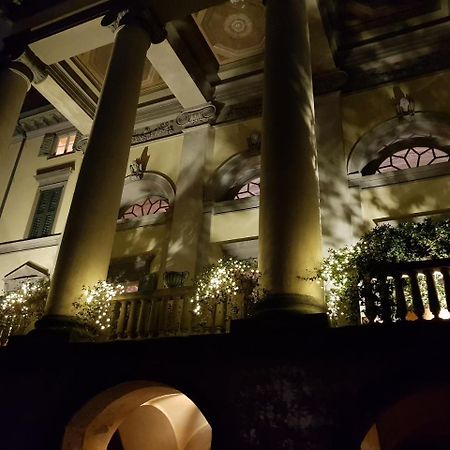 Charmerooms Palazzo Stampa Бергамо Екстериор снимка