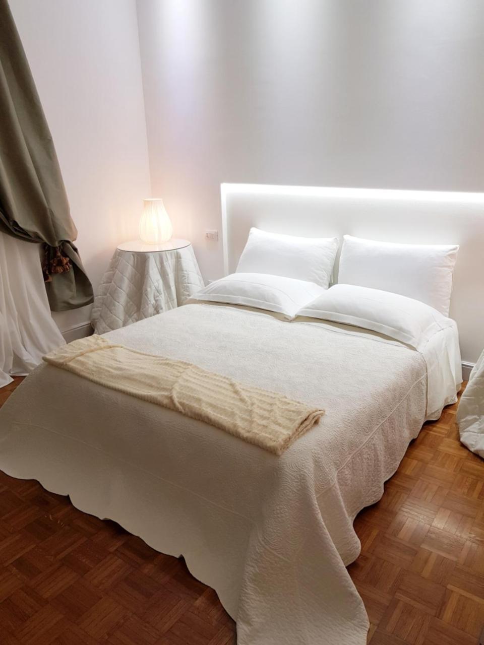 Charmerooms Palazzo Stampa Бергамо Екстериор снимка