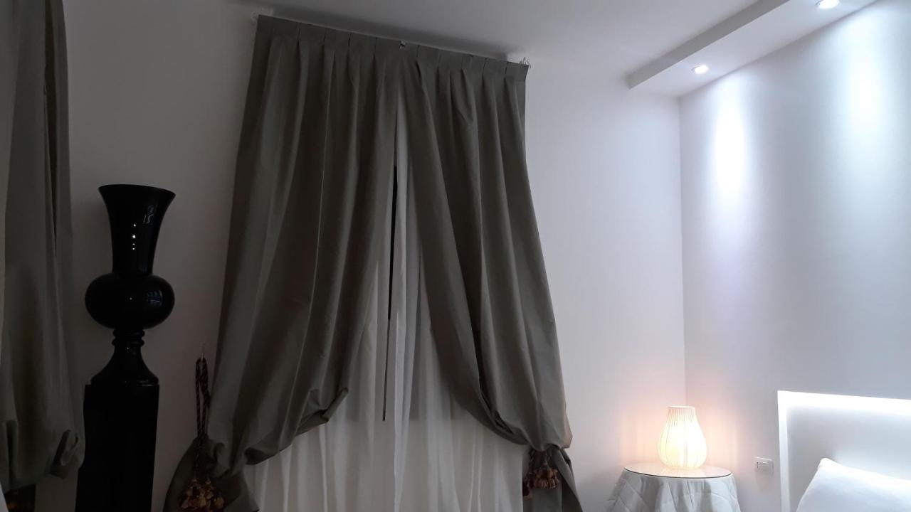 Charmerooms Palazzo Stampa Бергамо Екстериор снимка